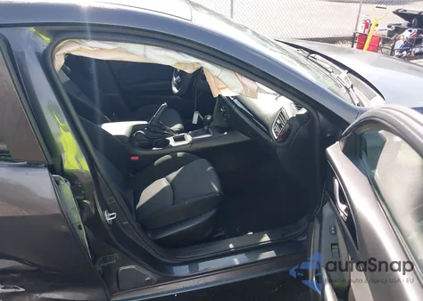 2014 Mazda 3 I Sport из США, поврежденный, VIN JM1BM1U72E1145438